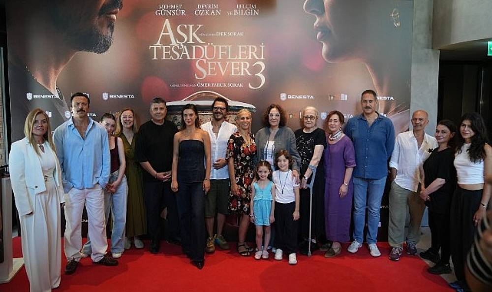 Mehmet G&uuml;ns&uuml;r ve Devrim &Ouml;zkan'ı Başrollerinde Buluşturan 'Aşk Tesad&uuml;fleri Sever 3'&uuml;n Oyuncuları Okuma Provasında Bir Araya Geldi