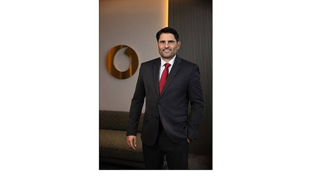 Vodafone T&uuml;rkiye'ye Uluslararası Yapay Zek&acirc; &Ouml;d&uuml;l&uuml;