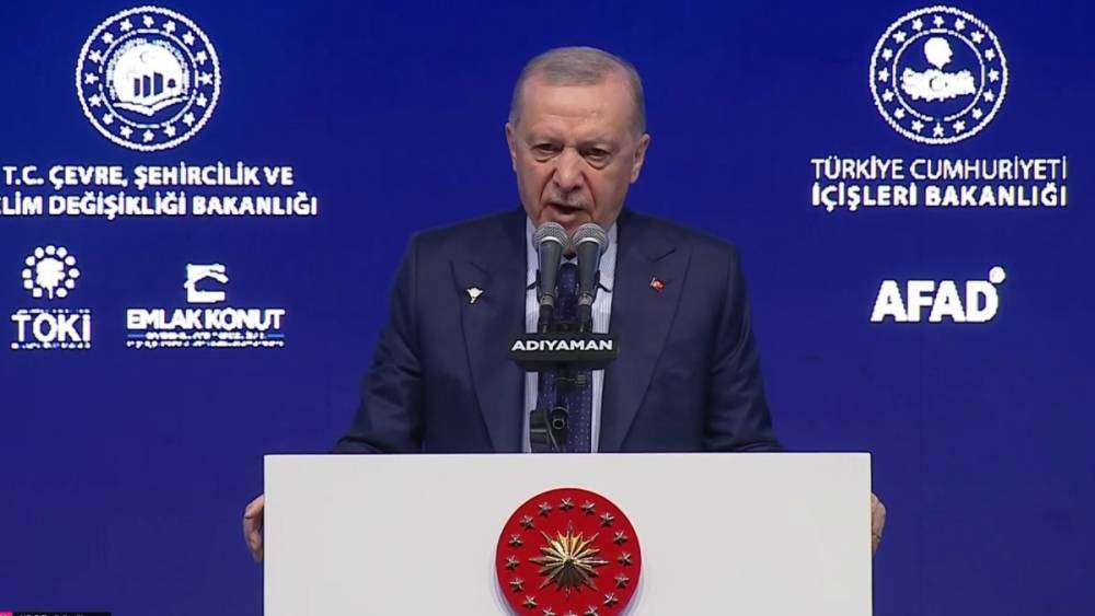 Cumhurbaşkanı Erdoğan: 'Devlet-millet tek yürek oldu, 453 bin konut teslim edilecek' 