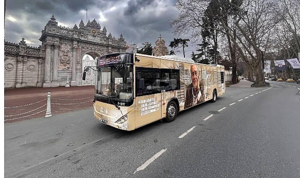 İlber Ortaylı İ&ccedil;in İETT'den &Ouml;zel Saygı Otob&uuml;s&uuml;