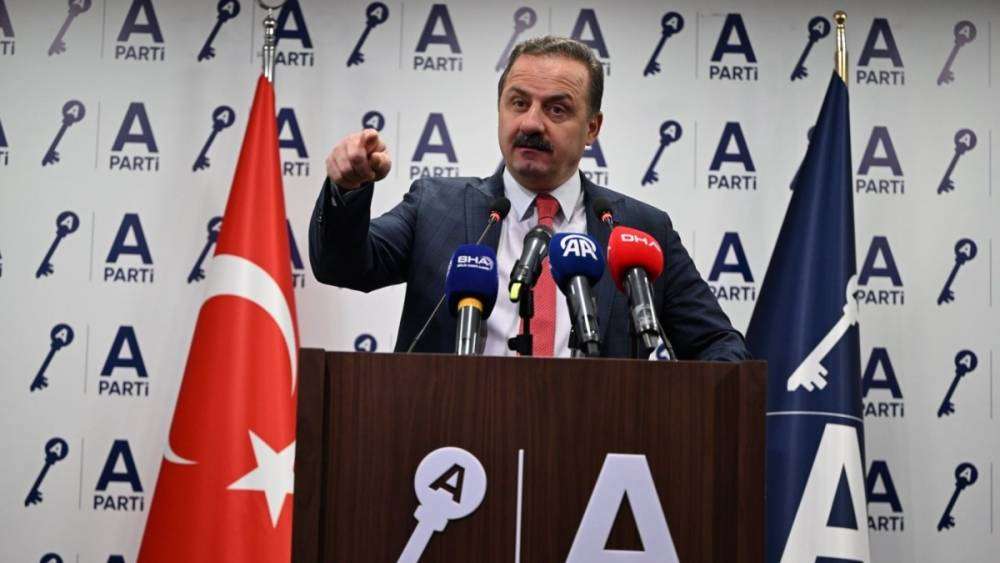 Yavuz Ağıralioğlu: 'Çanakkale, Türk Milletinin Unutulmaz Destanıdır' 