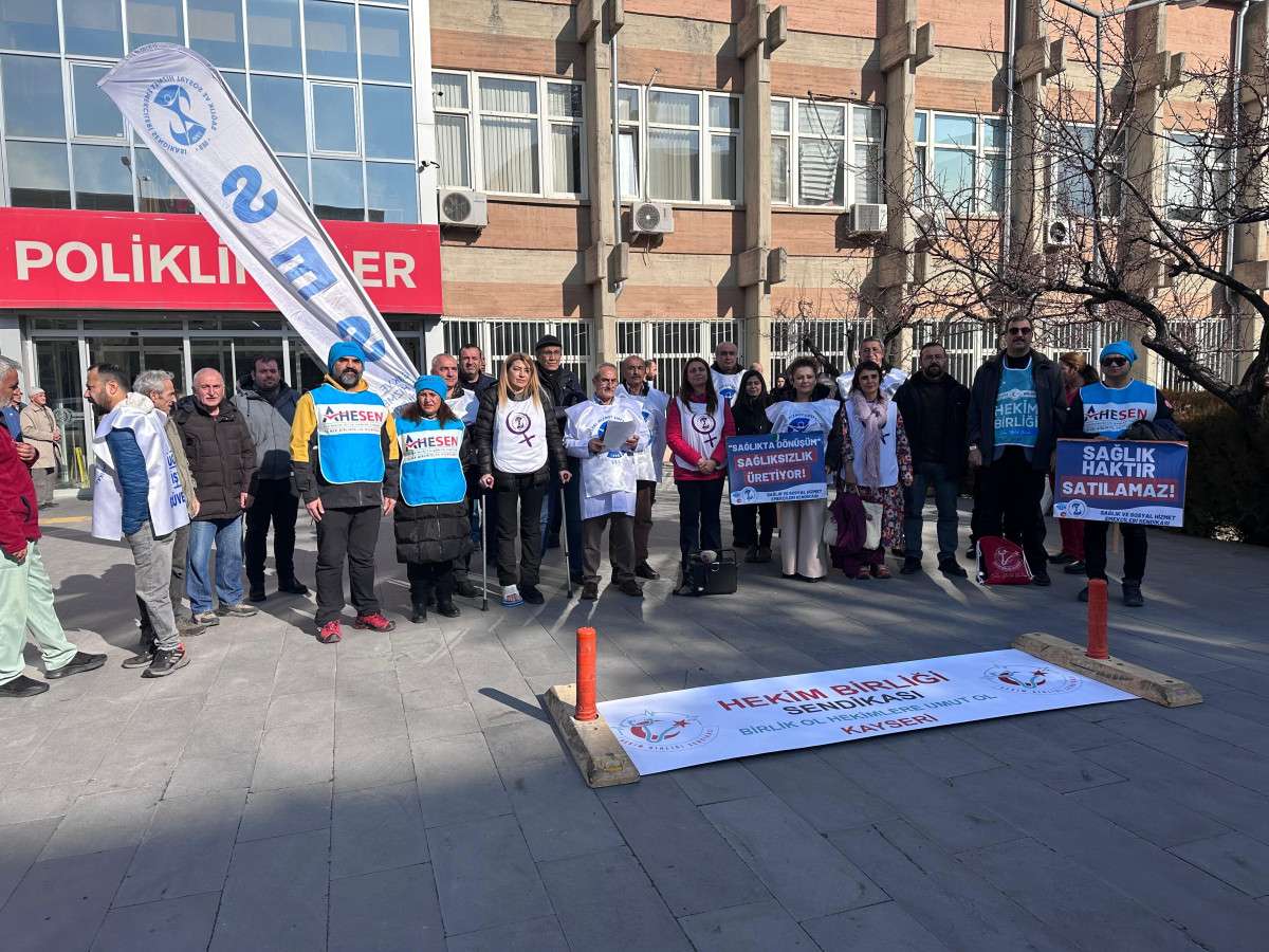 Hekimler yeniden eylemde 