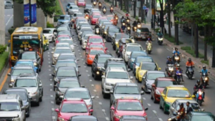Karayolları Trafik Yönetmeliği’nde büyük değişiklik: Motosiklet ve traktör sürücülerine yeni güvenlik kuralları 