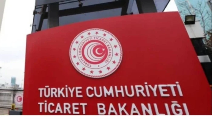 Ticaret Bakanlığı’ndan 288 milyon liralık 10 lüks araca operasyon 
